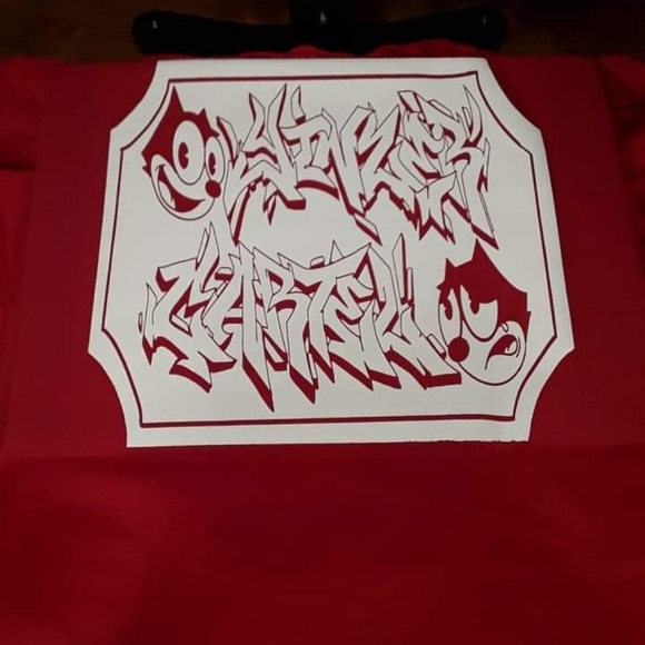 Meet your Posher, Bernie - Picture 3 of 10